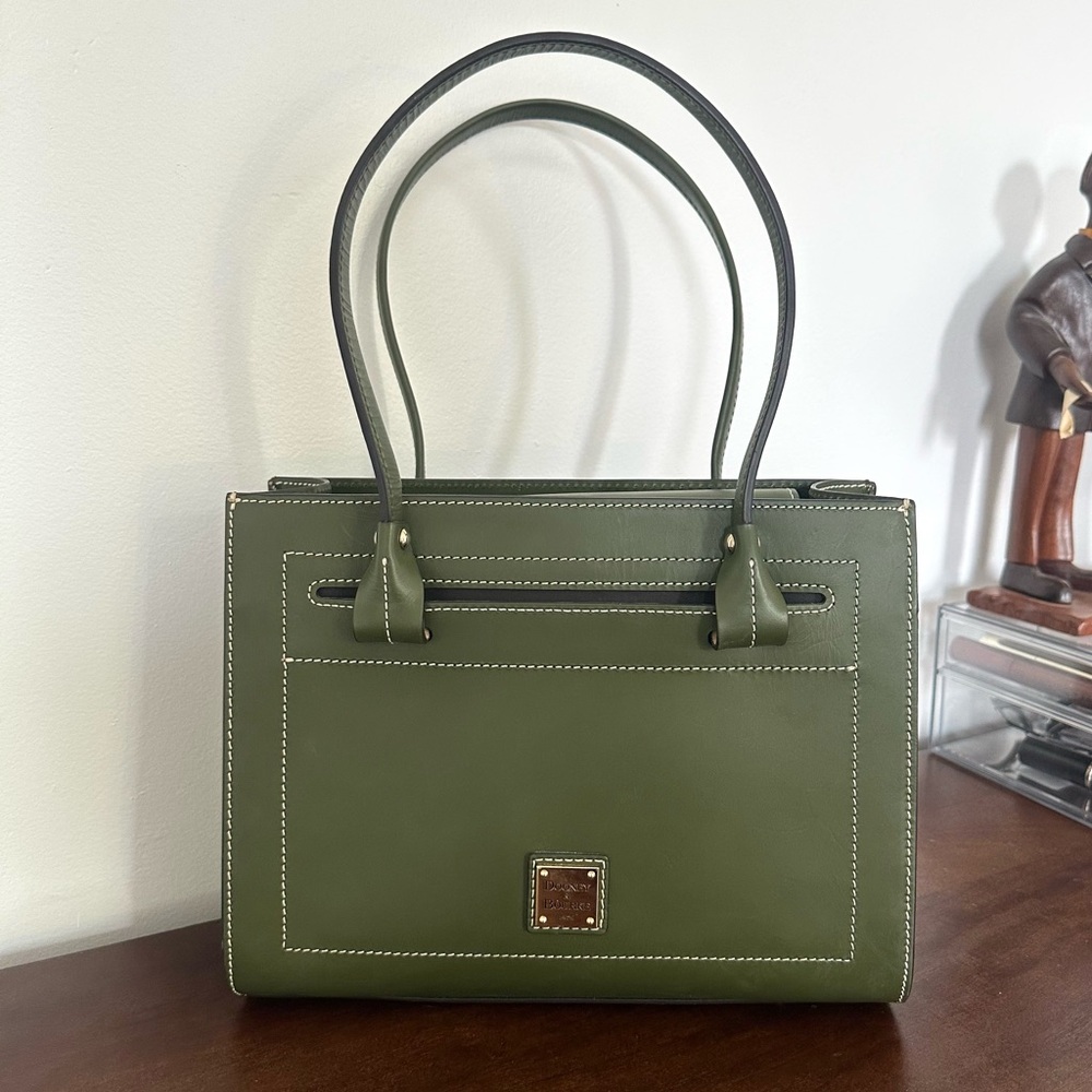 DOONEY & BOURKE BEACON JANINE SATCHEL